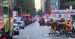Midtown Manhattan Skyscraper Fatal Shooting;Deadly Shooting at Midtown Manhattan Skyscraper: Active Shooter Reported at Blackstone Headquarters, Police Officer Injured