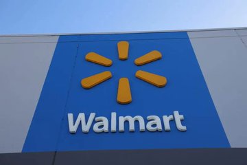 Multiple People Shot at Hampton Inn in Waterloo, First Responders Staging in Seneca Falls Walmart