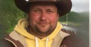 Karl Checkowy, Former Minor Hockey Coach from Preeceville, Saskatchewan, Has Died