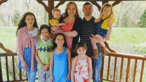 Jasen Burton Des Moines, IA Car Accident: Devoted Family Man Tragically & Unexpectedly Dies in a Crash, GoFundMe
