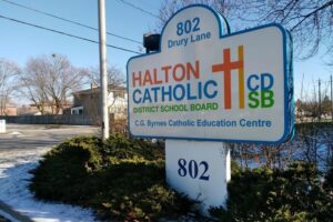 Courtney Reynolds Obituary, Cause of Death: Ontario Halton Catholic District School Board Mourns the loss of Courtney Reynolds who Dies Suddenly