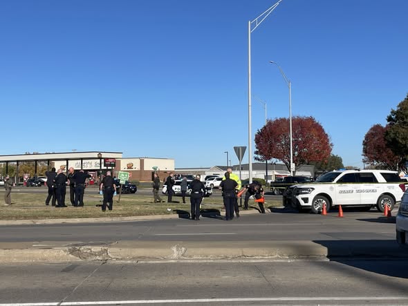 Armed suspect shot by officers during felony arrest attempt in Lincoln