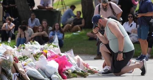 Australia PM will propose tougher gun laws after Bondi Beach mass shooting